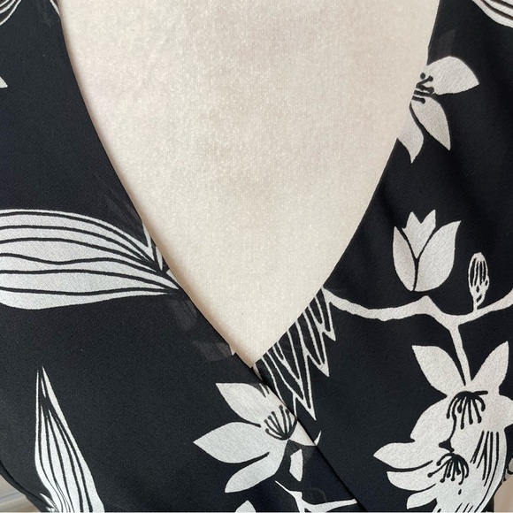 Y2K ALYN PAIGE Made in USA Size 11/12 MED Black & White Floral Halter Dress - Picture 9 of 10